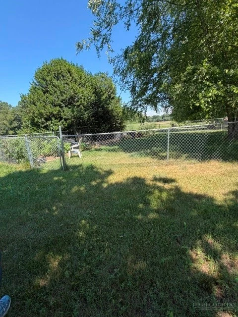 Image number 8 for the current listing