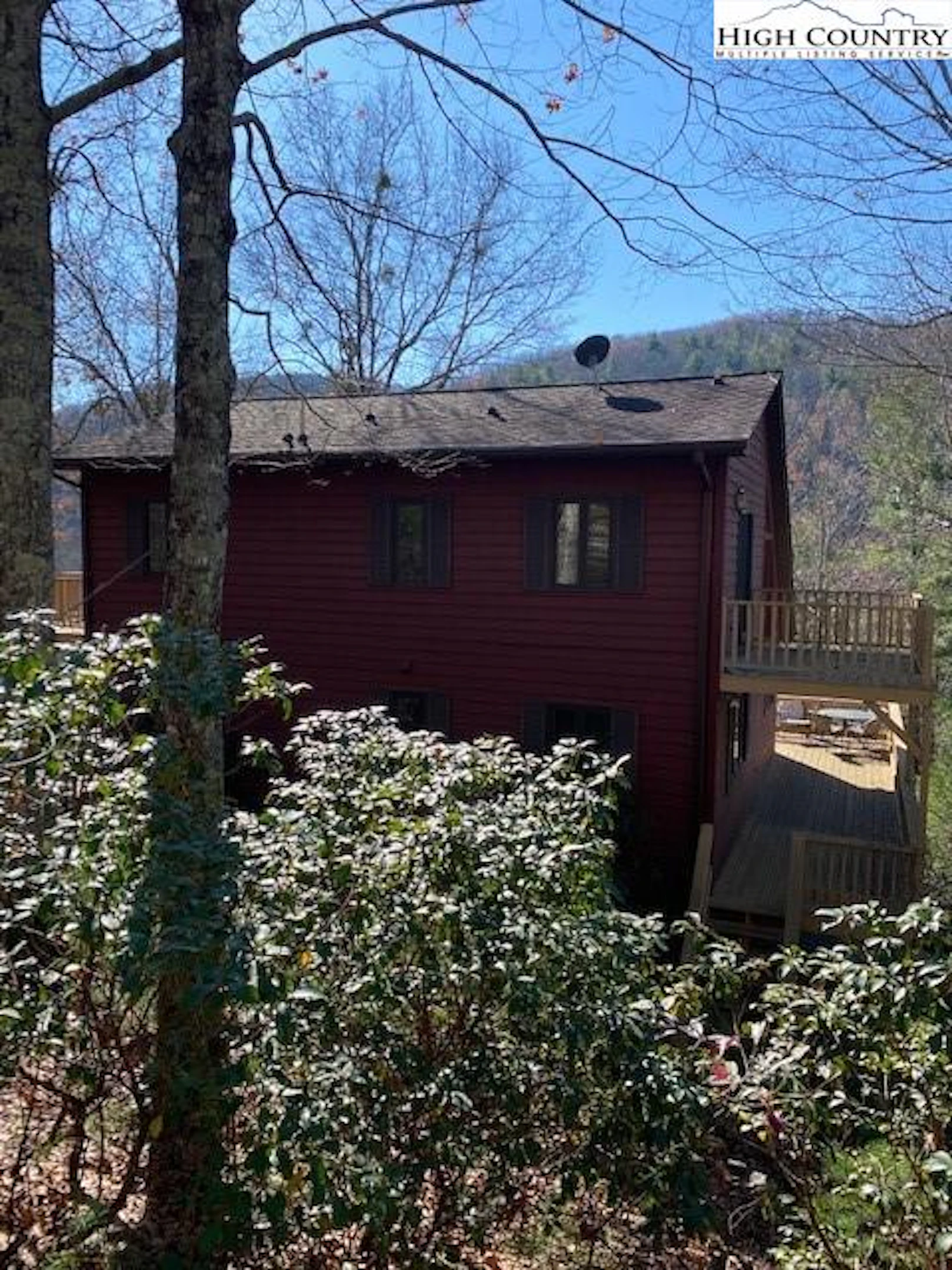 Image number 1 for the current listing