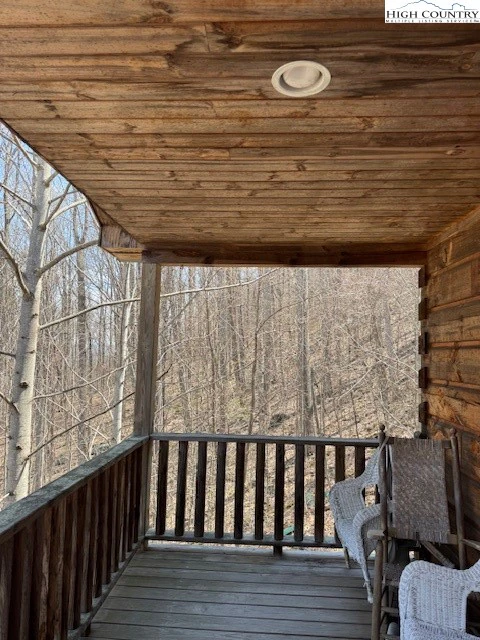 Image number 10 for the current listing