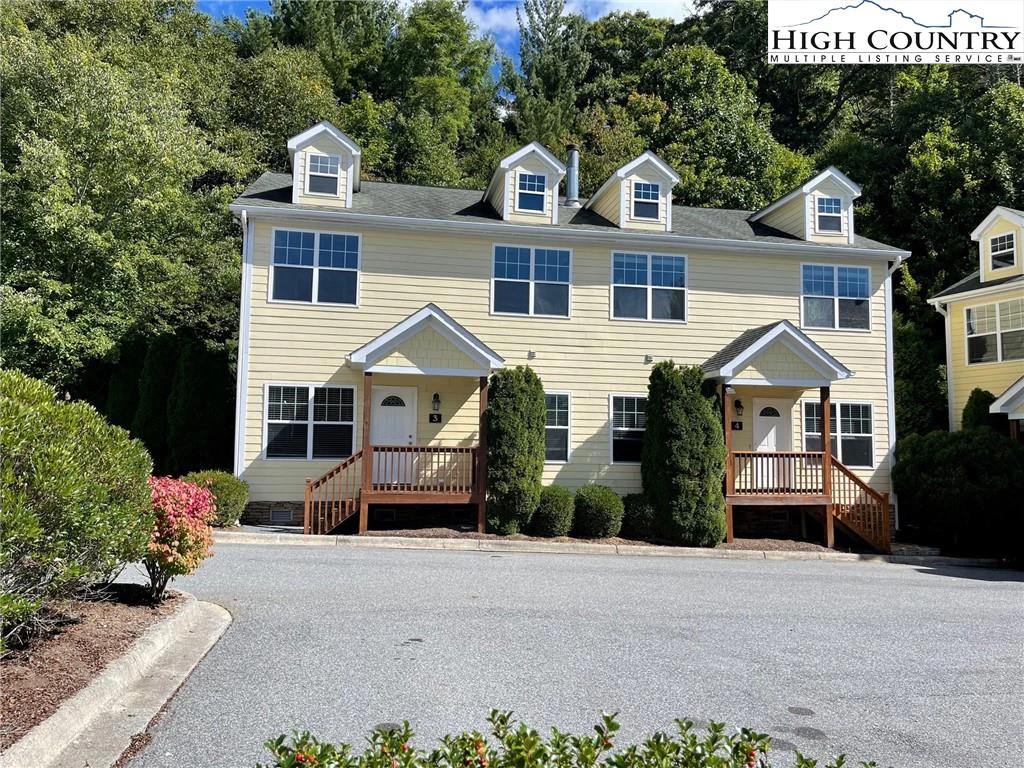 Image number 3 for the current listing