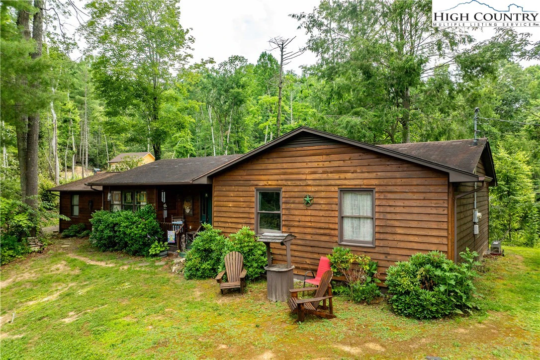 Image number 11 for the current listing