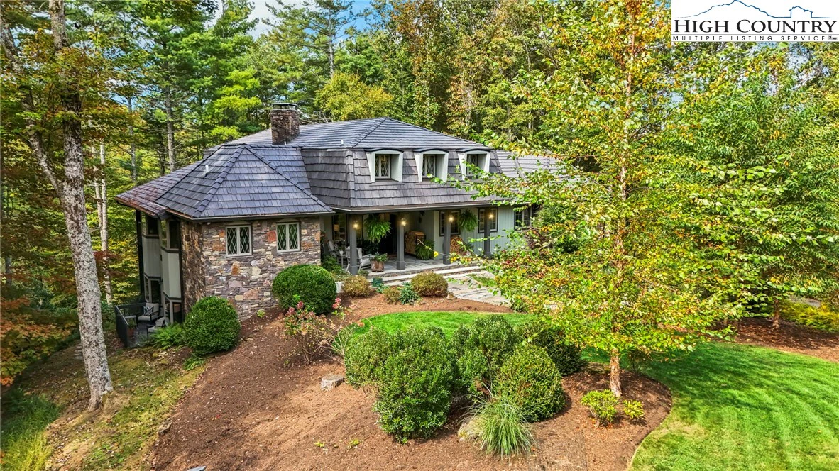 Image number 16 for the current listing