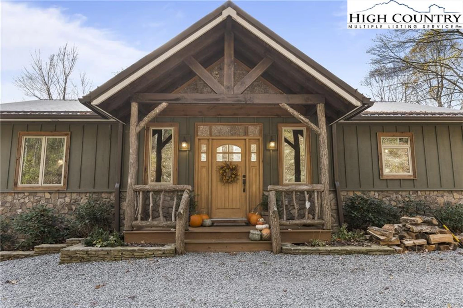 Image number 1 for the current listing