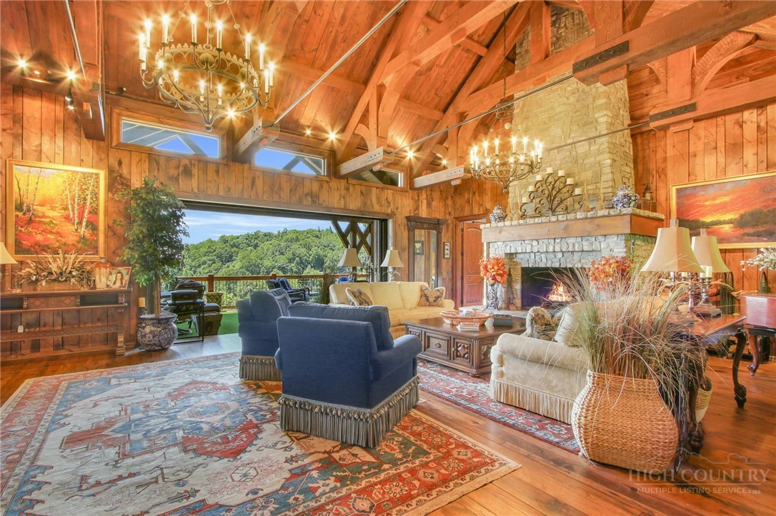 Image number 7 for the current listing