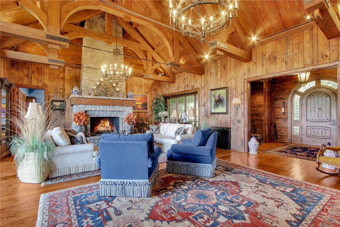 Image number 8 for the current listing