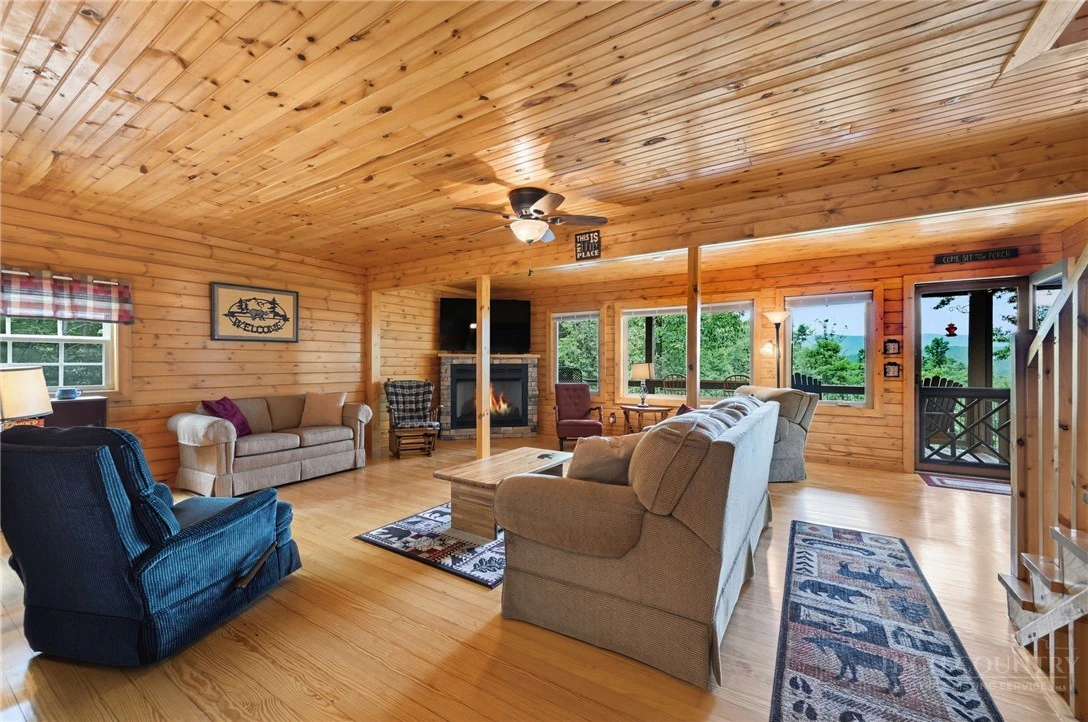Image number 5 for the current listing