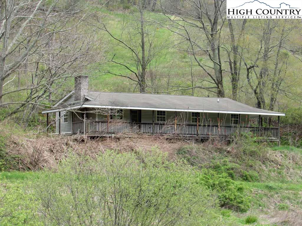 Image number 20 for the current listing