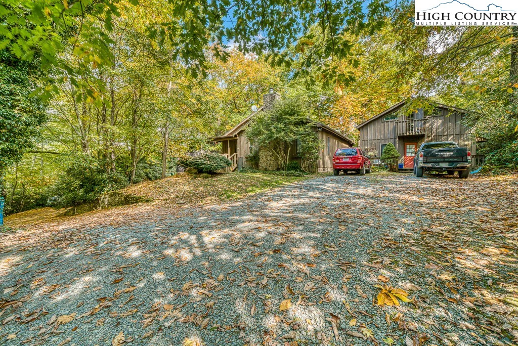 Image number 20 for the current listing