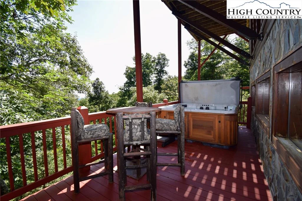 Image number 20 for the current listing