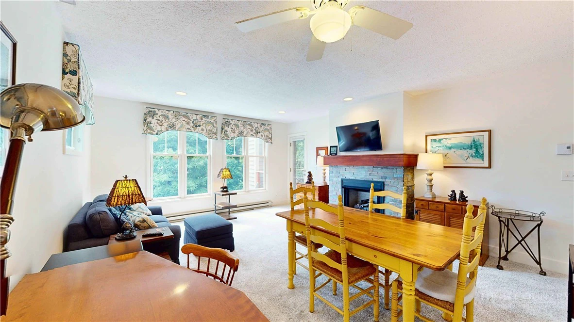 Image number 6 for the current listing