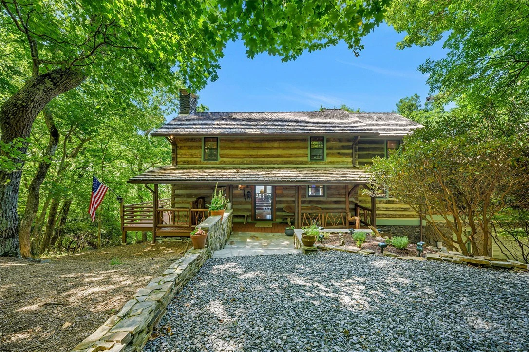 Image number 1 for the current listing