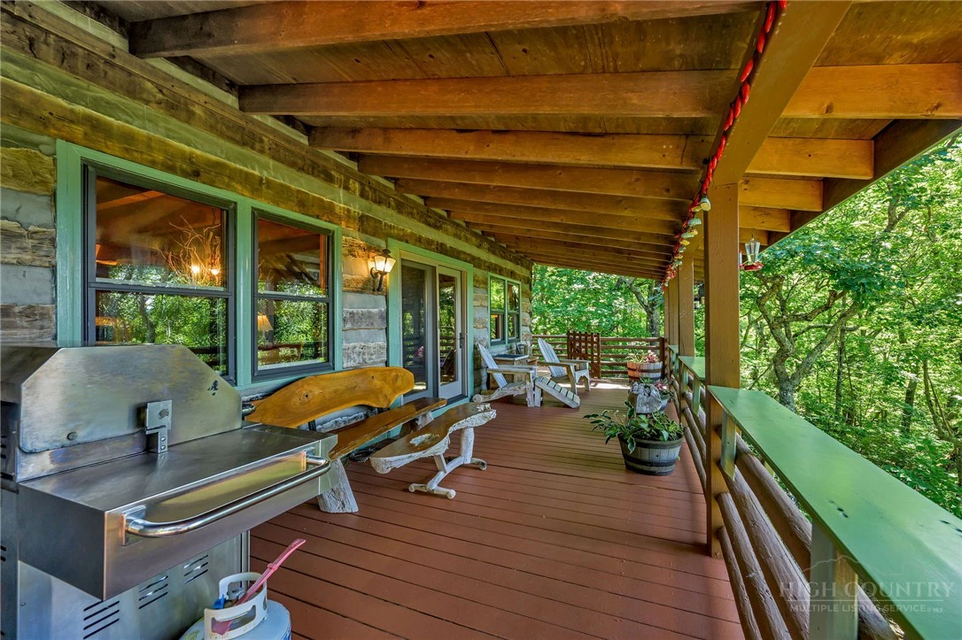 Image number 6 for the current listing