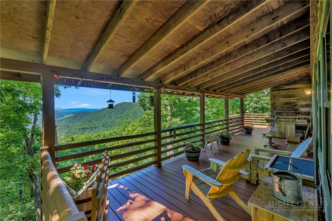 Image number 8 for the current listing