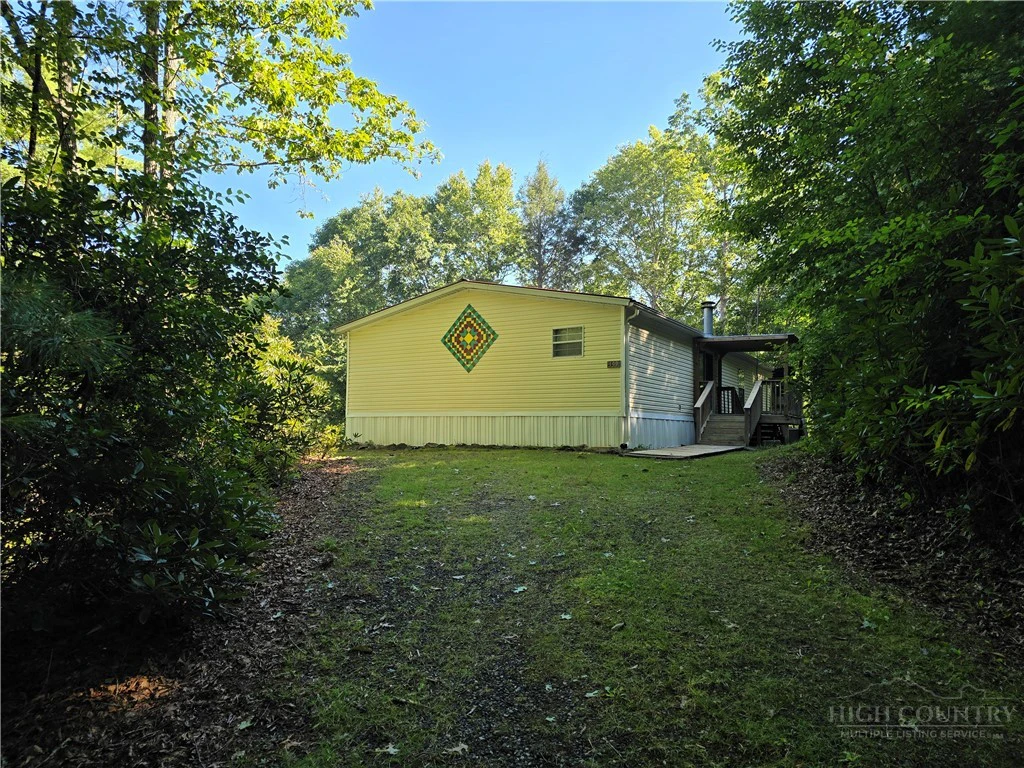 Image number 2 for the current listing