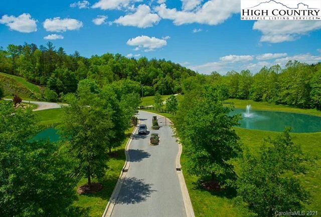 Image number 13 for the current listing