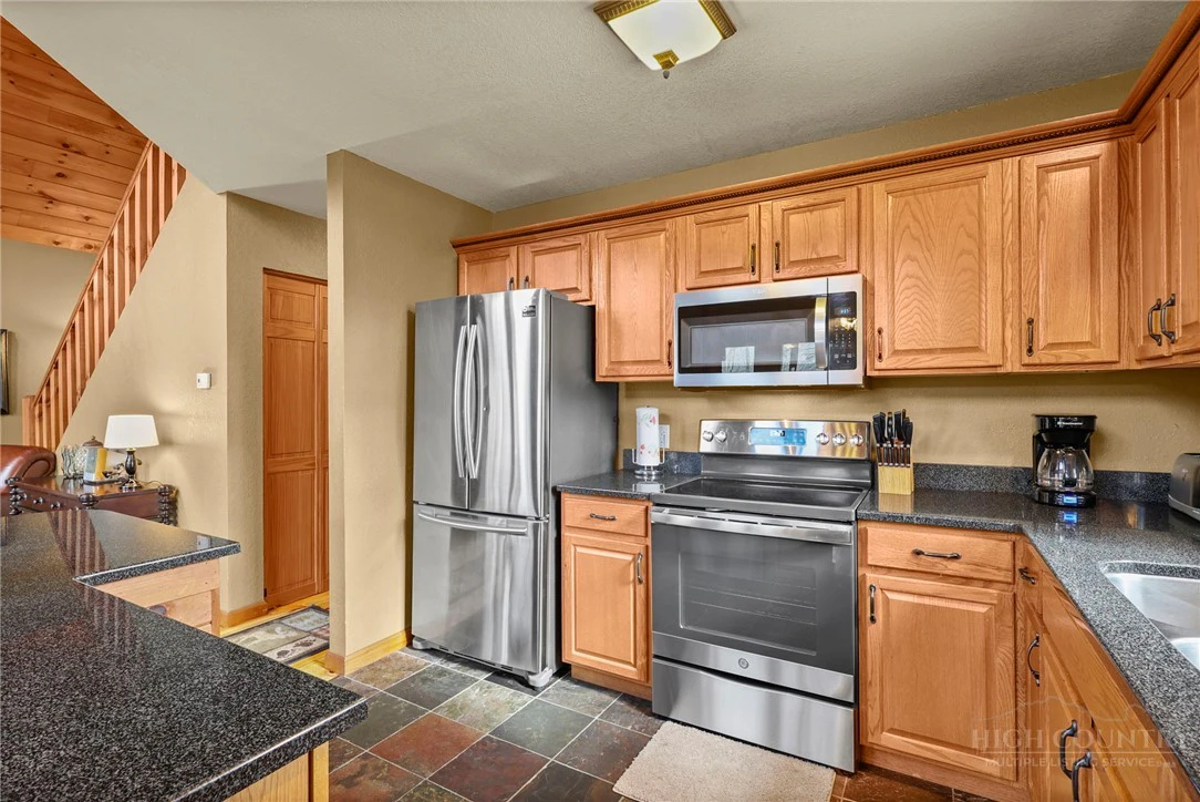 Image number 18 for the current listing