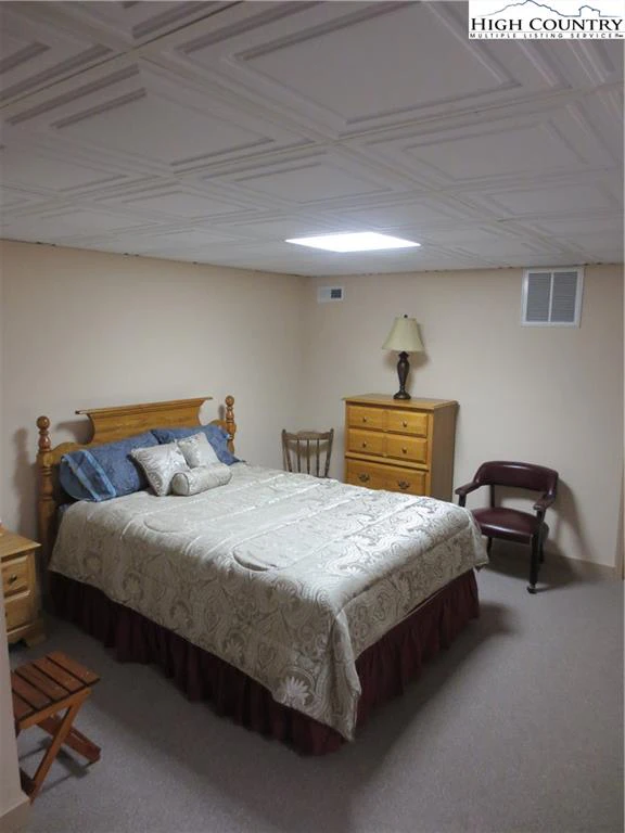 Image number 6 for the current listing