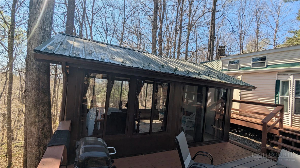 Image number 12 for the current listing