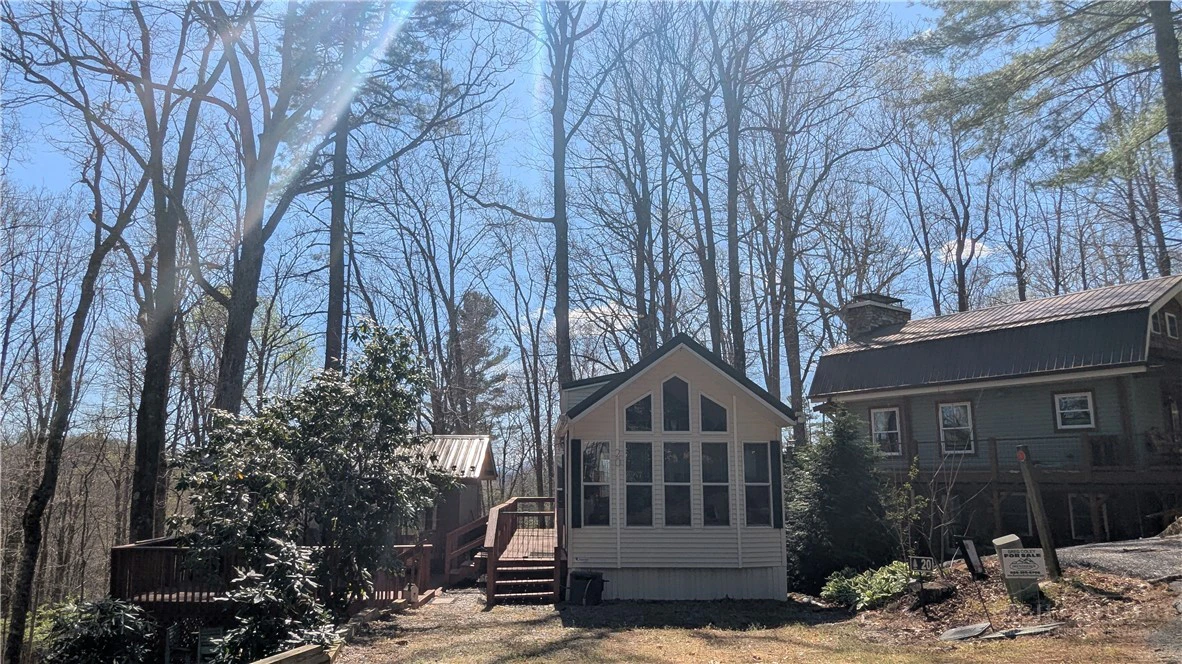 Image number 3 for the current listing