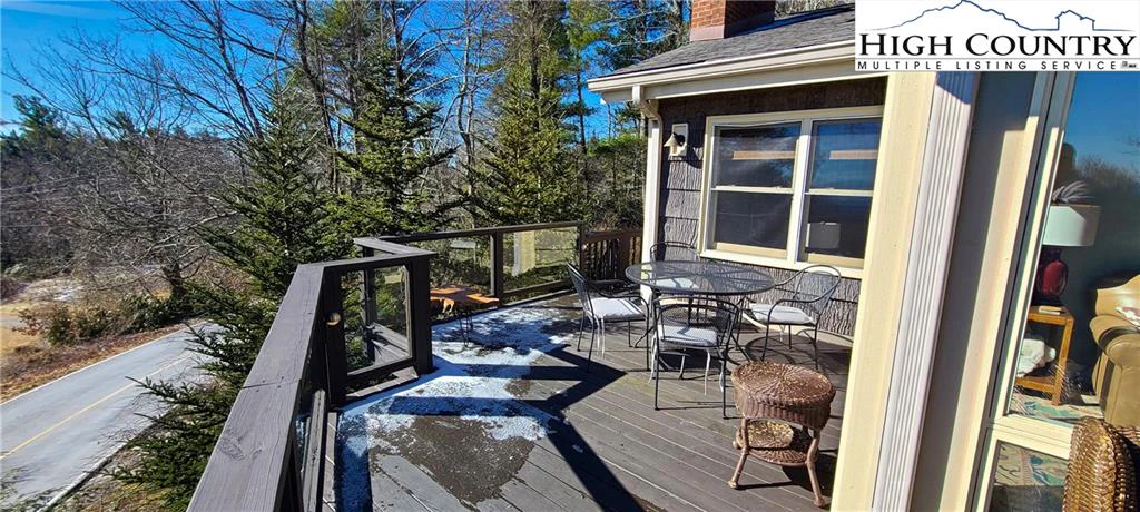 Image number 13 for the current listing