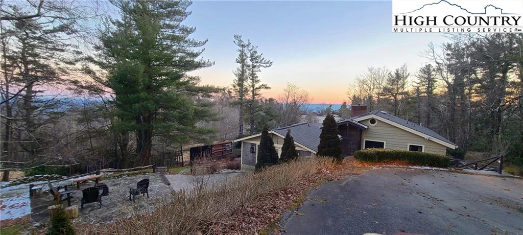 Image number 20 for the current listing