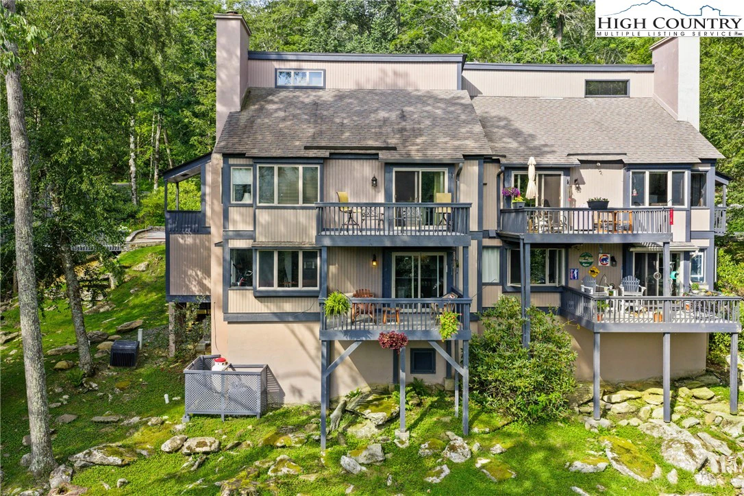 Image number 8 for the current listing