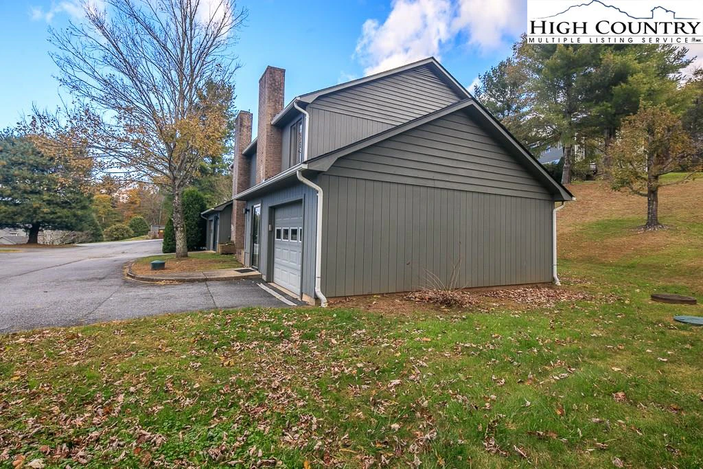 Image number 6 for the current listing