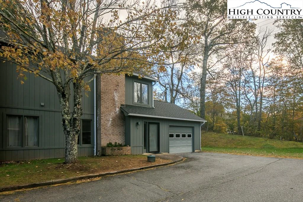 Image number 5 for the current listing