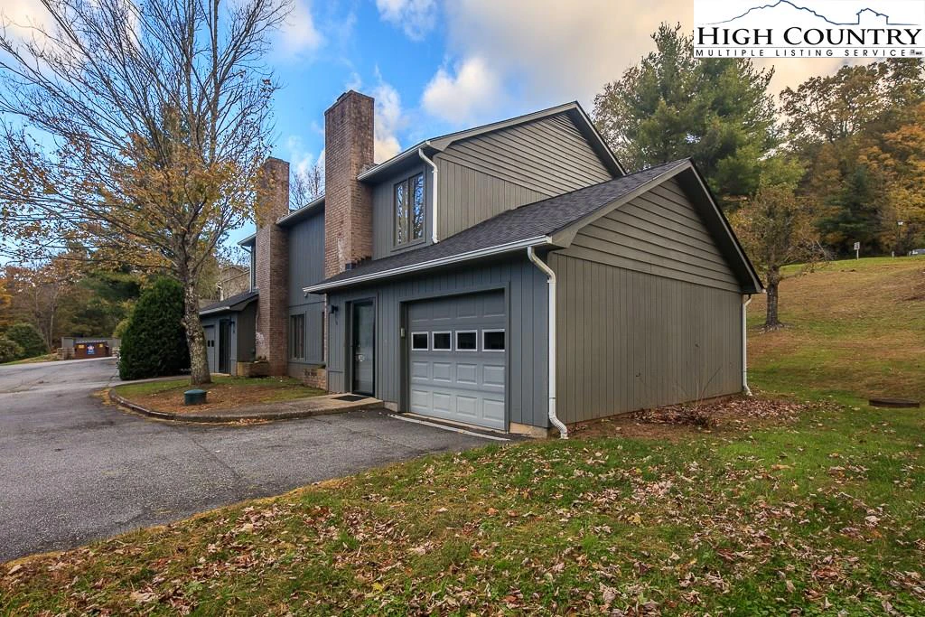 Image number 21 for the current listing