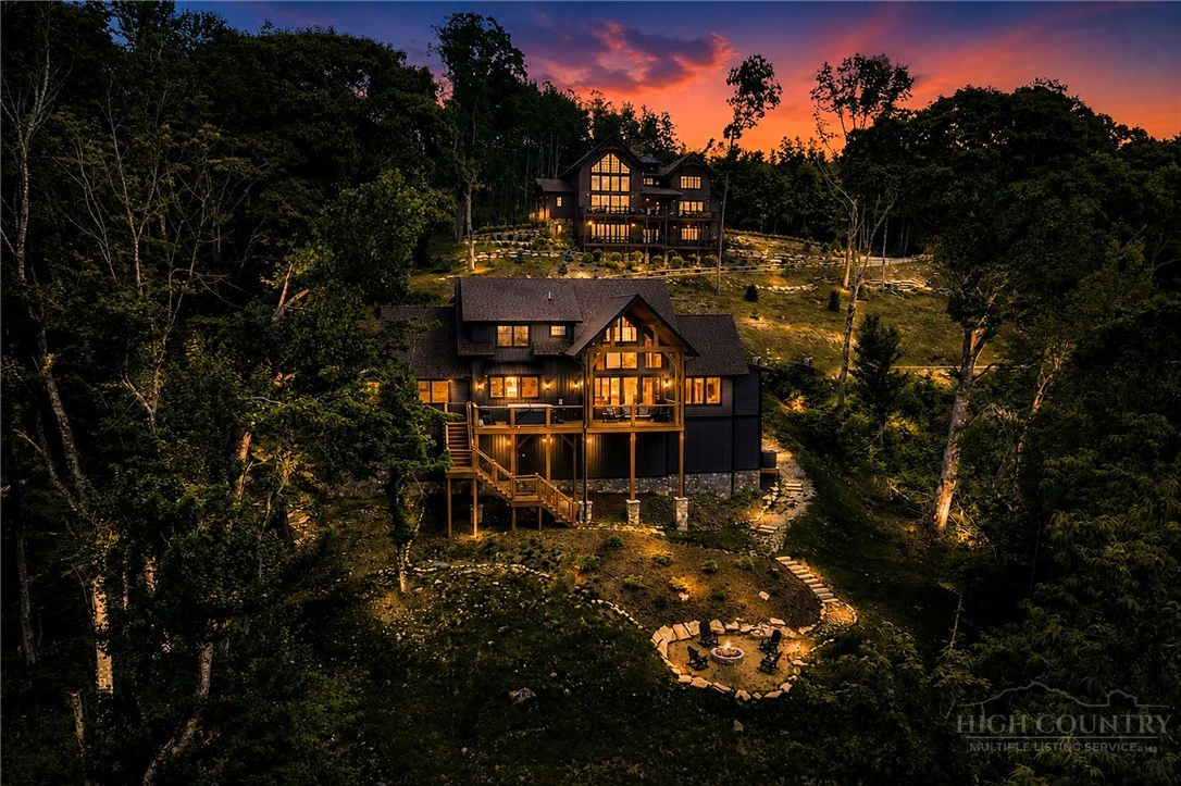 Image number 2 for the current listing