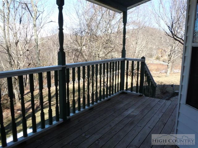 Image number 8 for the current listing
