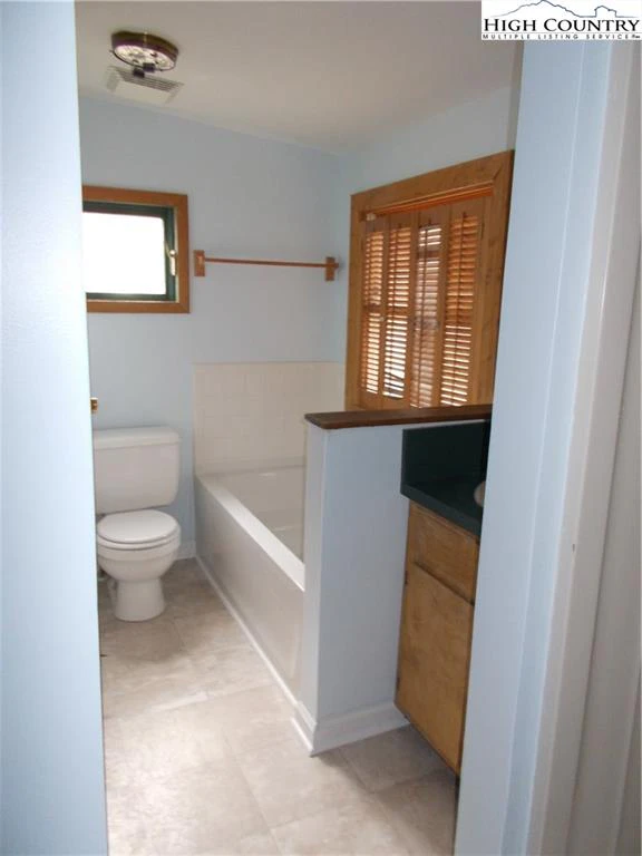 Image number 9 for the current listing