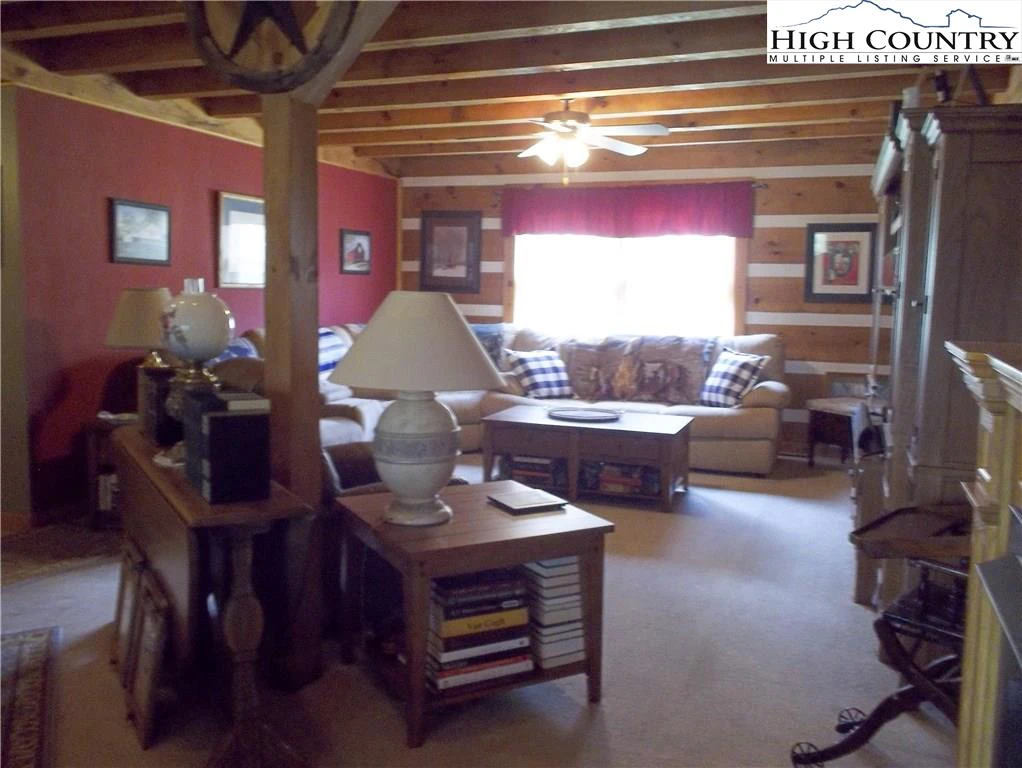 Image number 5 for the current listing