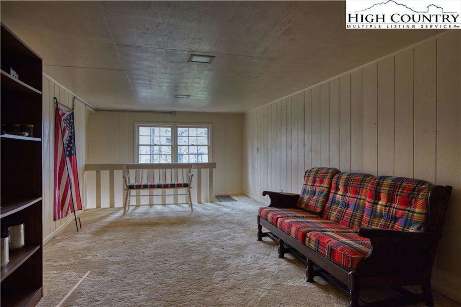 Image number 13 for the current listing