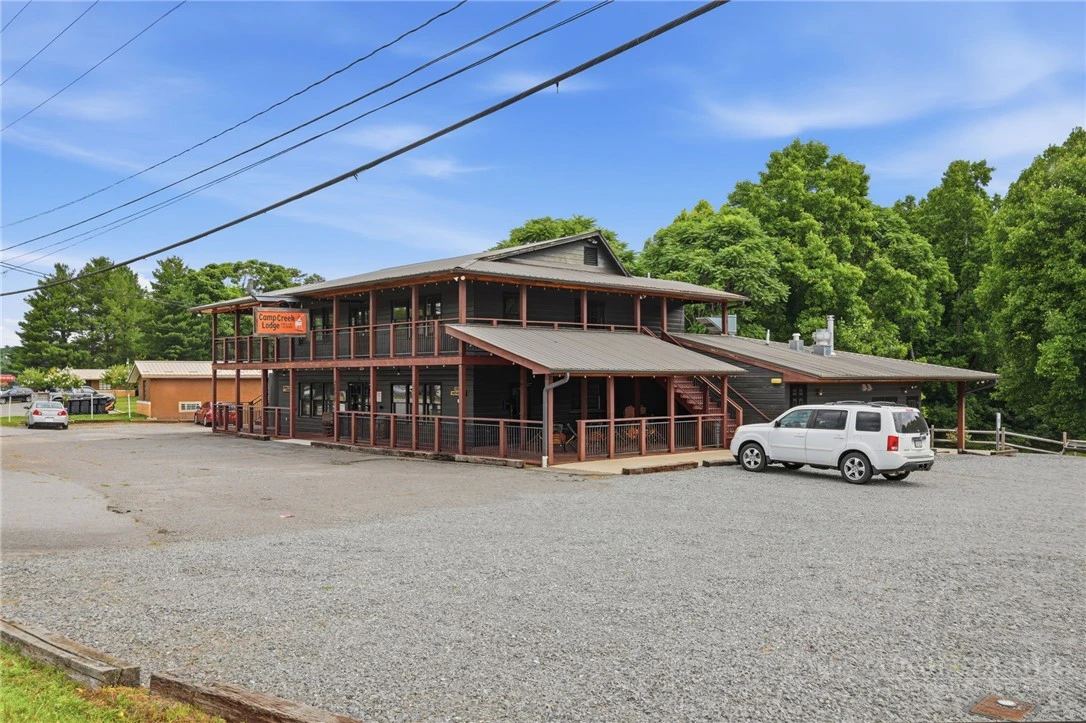 Image number 4 for the current listing