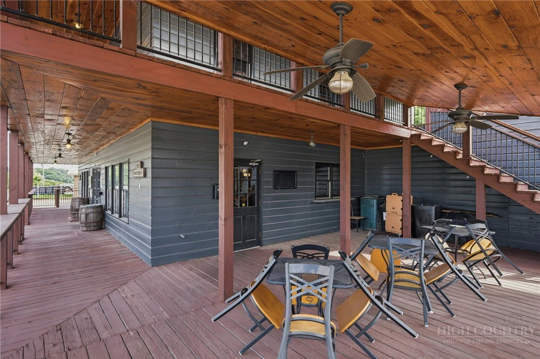Image number 5 for the current listing