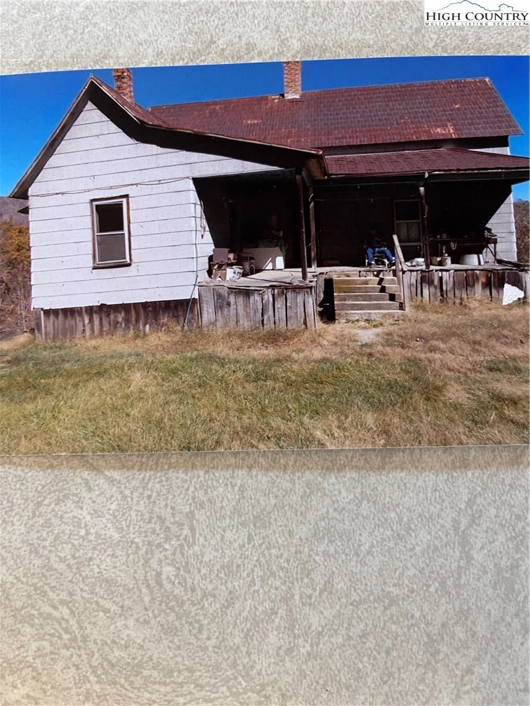 Image number 15 for the current listing