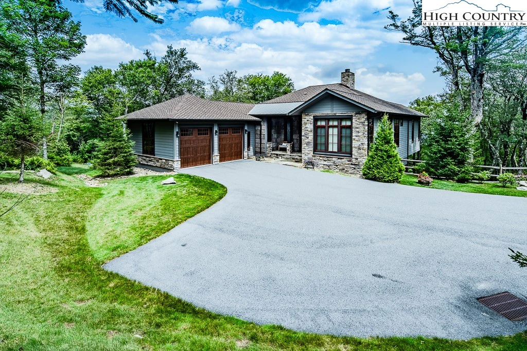 Image number 2 for the current listing