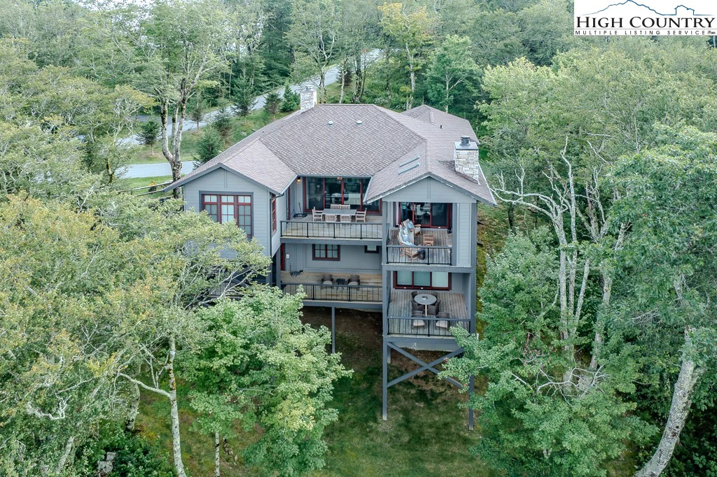 Image number 15 for the current listing