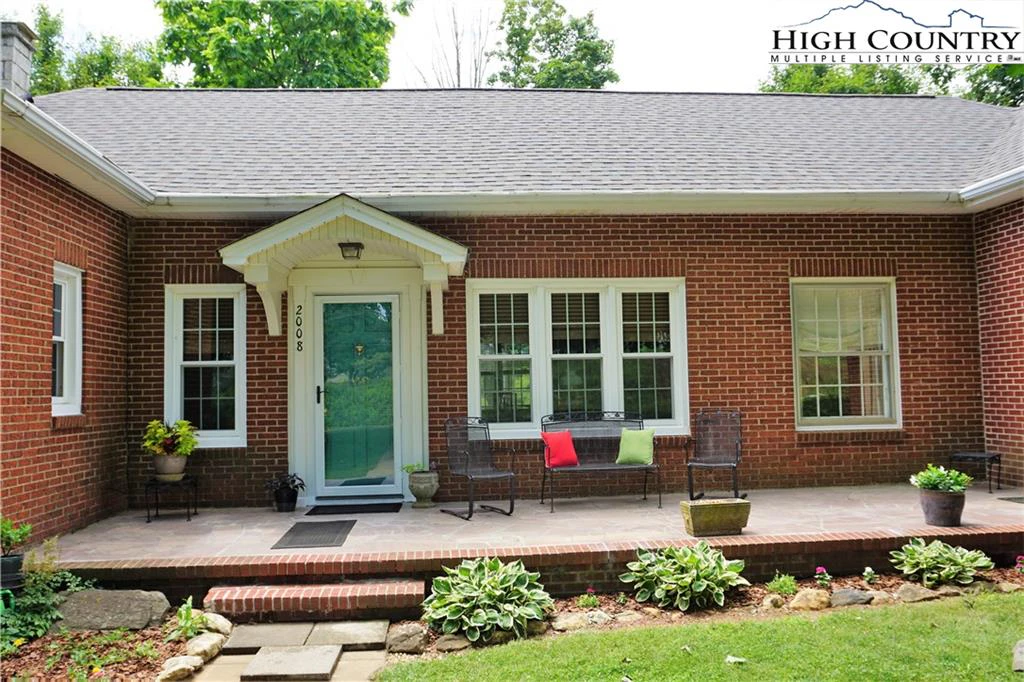 Image number 6 for the current listing