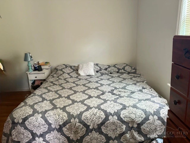 Image number 11 for the current listing