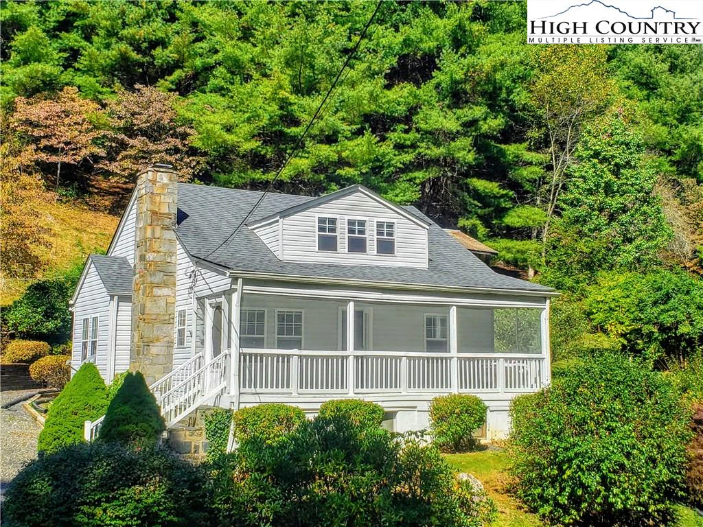 Image number 1 for the current listing