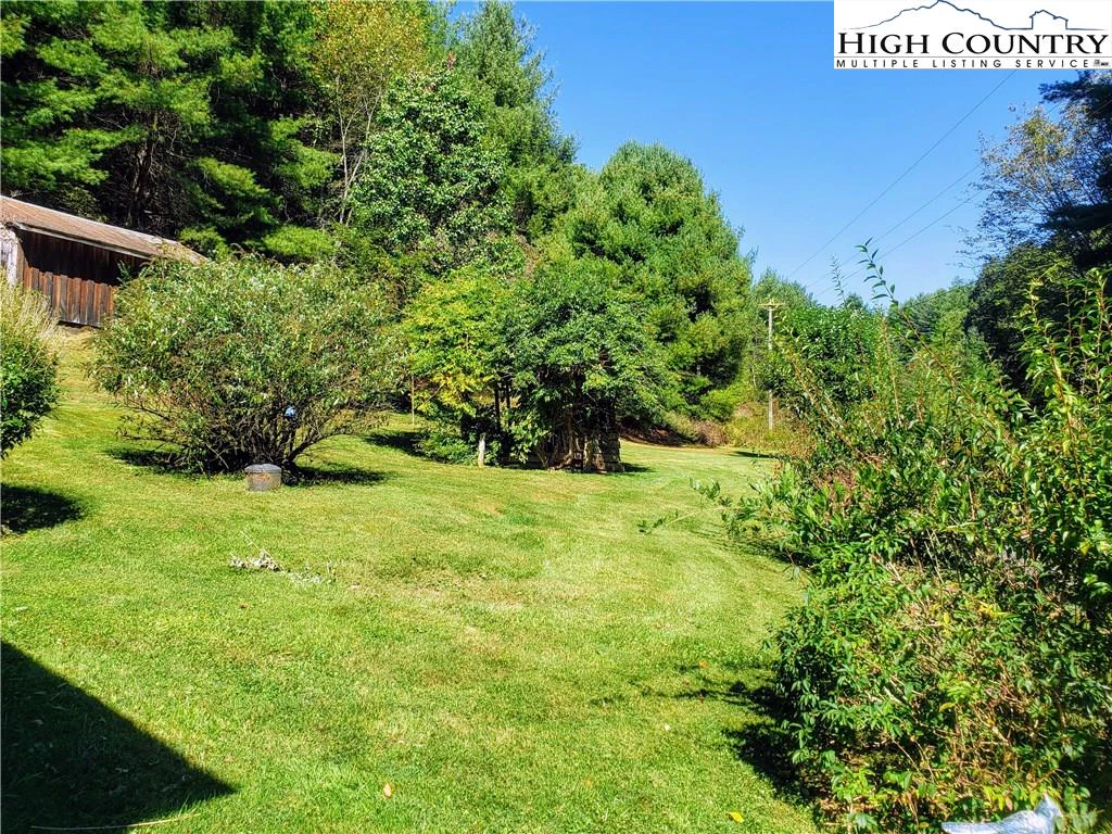 Image number 16 for the current listing
