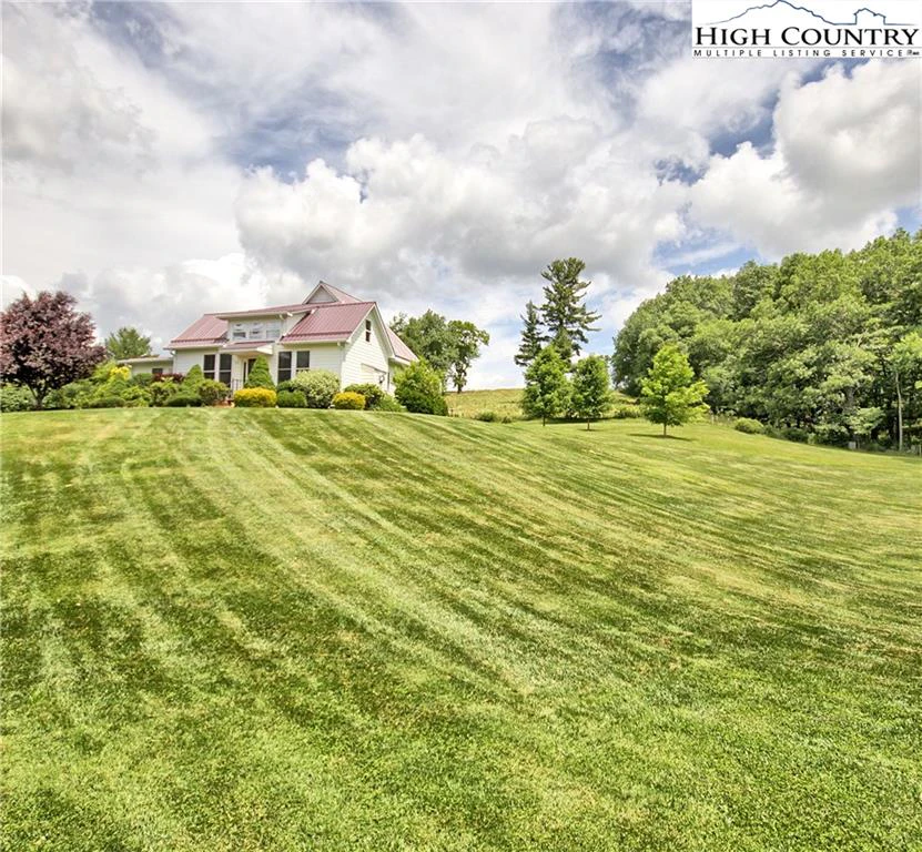 Image number 13 for the current listing