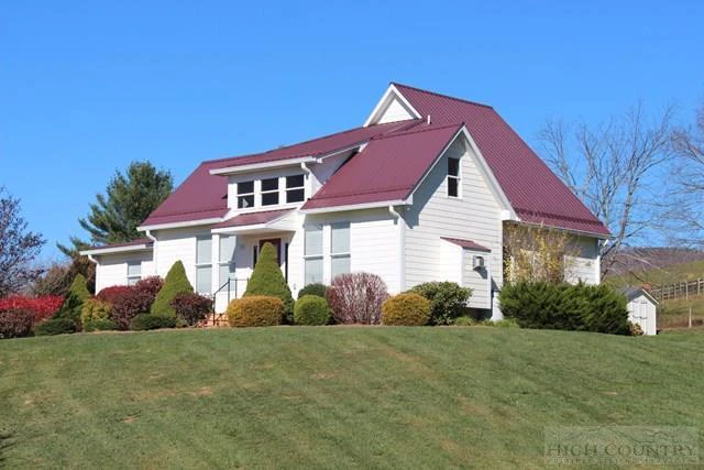 Image number 1 for the current listing