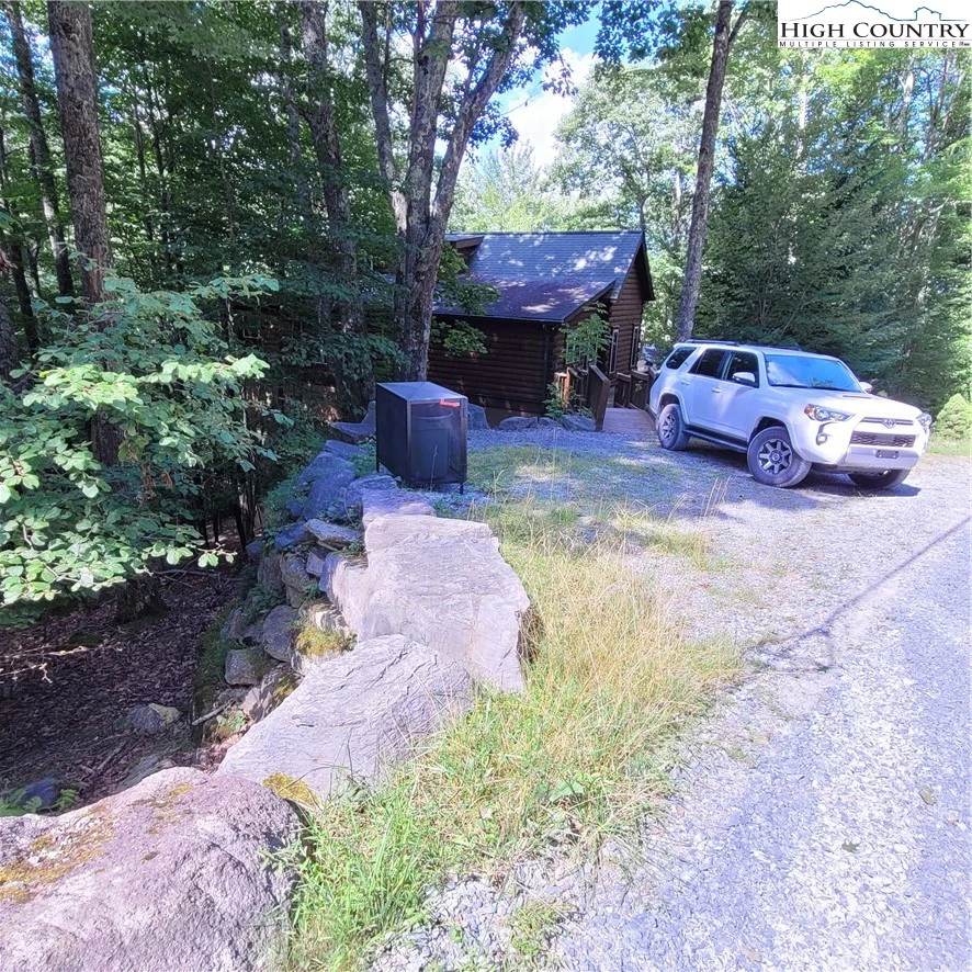 Image number 3 for the current listing