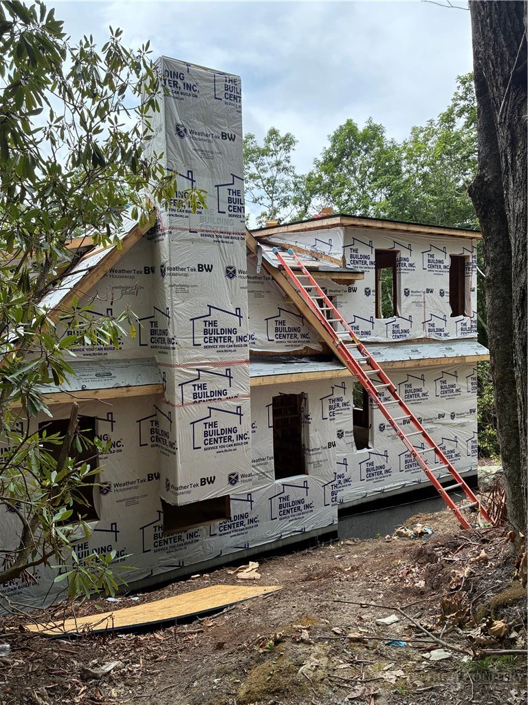 Image number 3 for the current listing