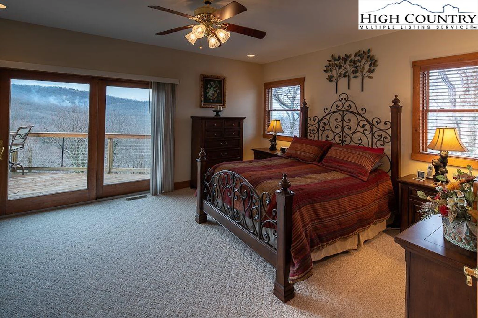 Image number 5 for the current listing