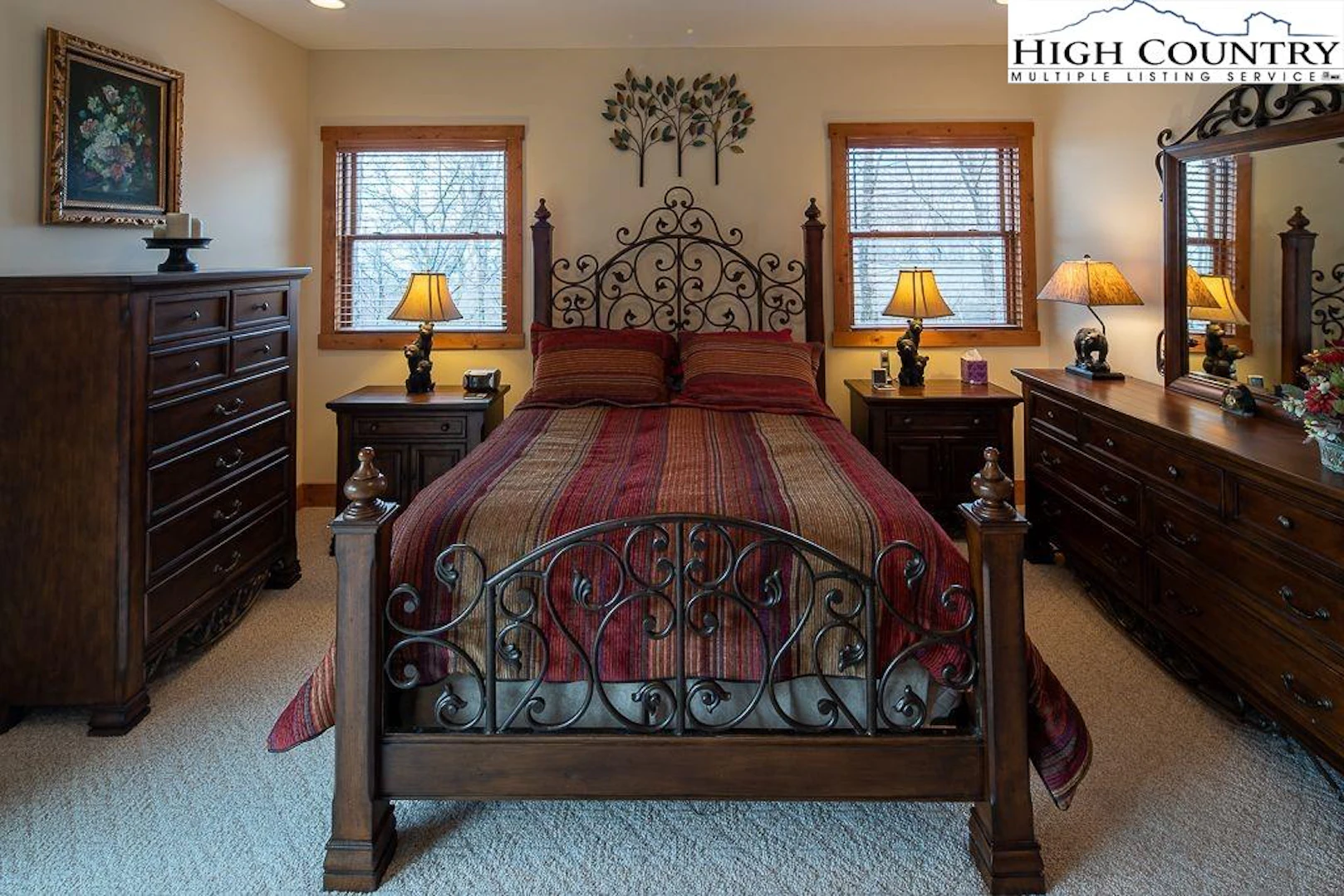 Image number 6 for the current listing