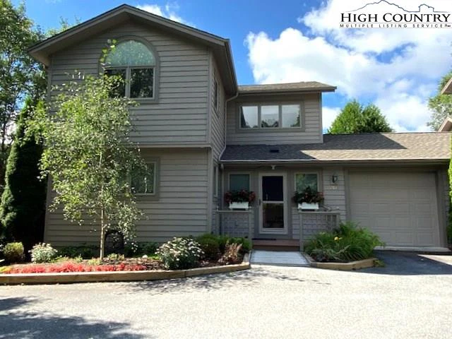 Image number 1 for the current listing